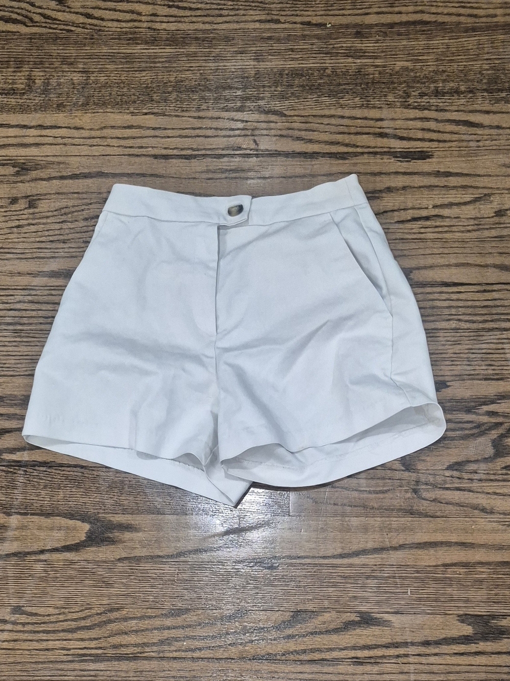 H&M White High-Waist Tailored Women’s Shorts